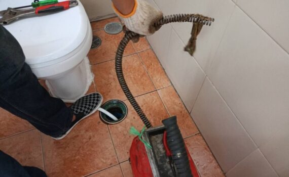 ท่อตันกรุงเทพ